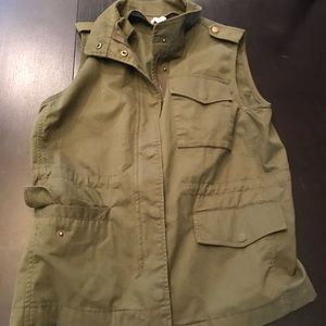 Brand new J.Crew Cargo vest with fuzzy lining!